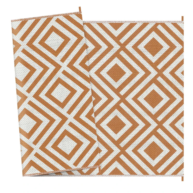 Brown Reversible Outdoor Rug with Stakes and Carry Bag – 182x274cm Plastic Straw Mat