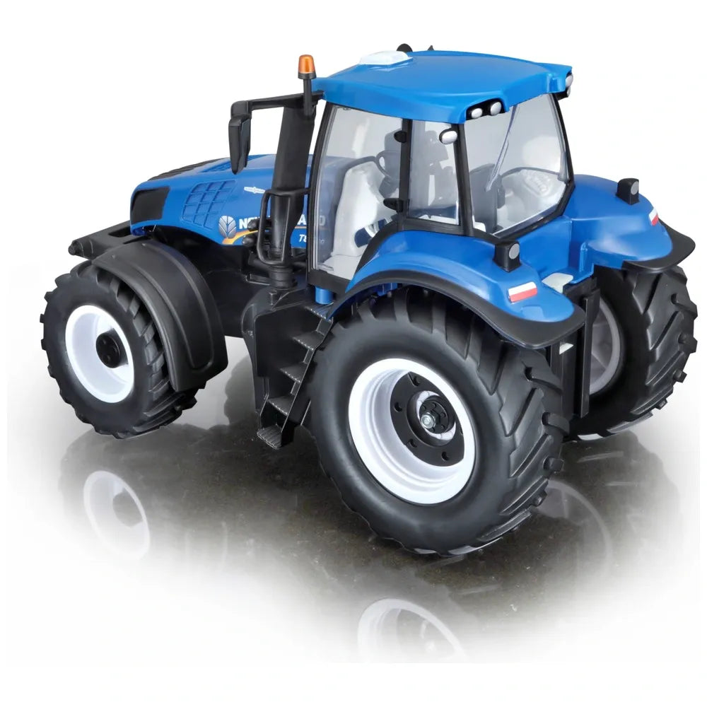 New Holland Remote Control 1:16 Scale Tractor Playset