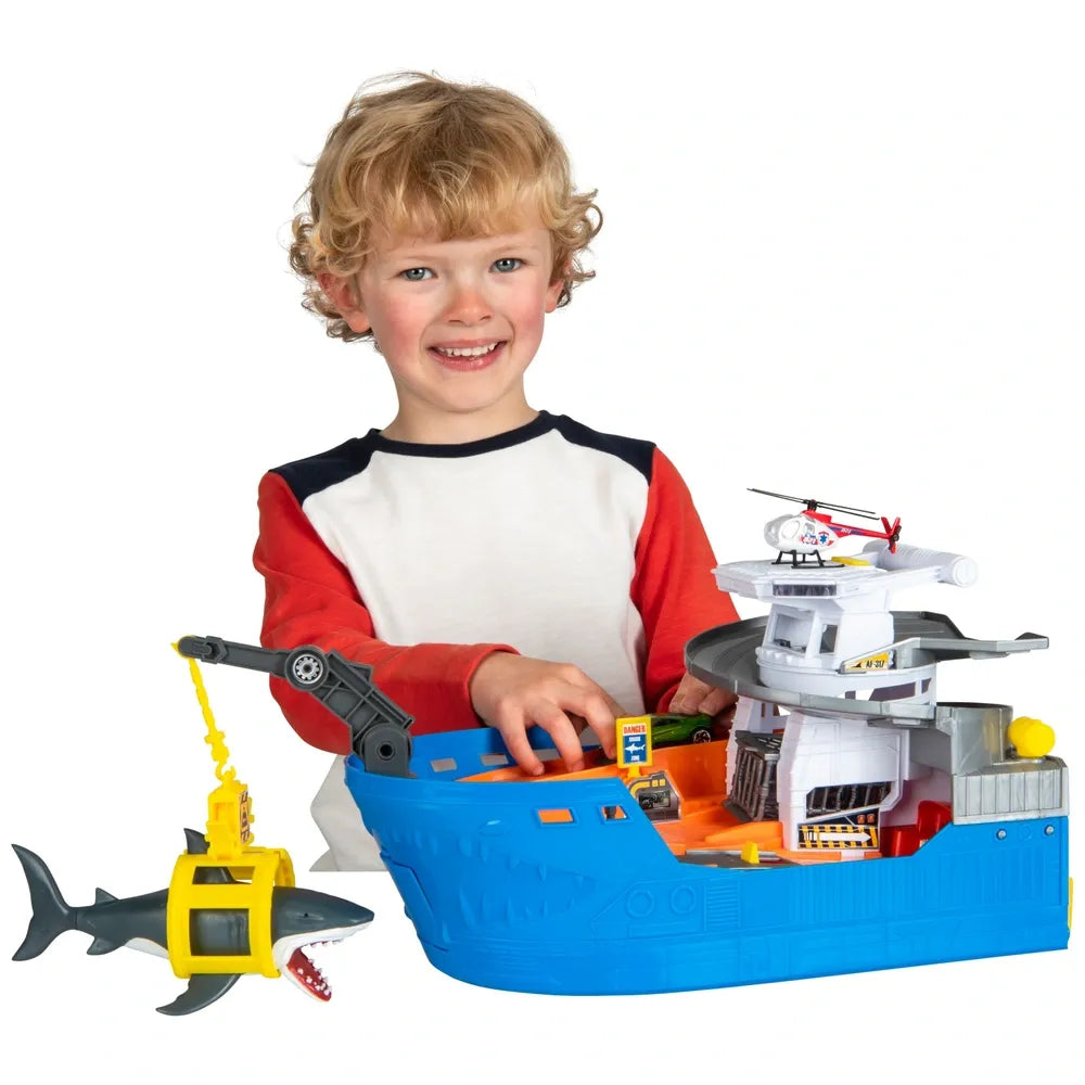 Dickie Toys Shark Attack Boat Playset with Lights and Sounds
