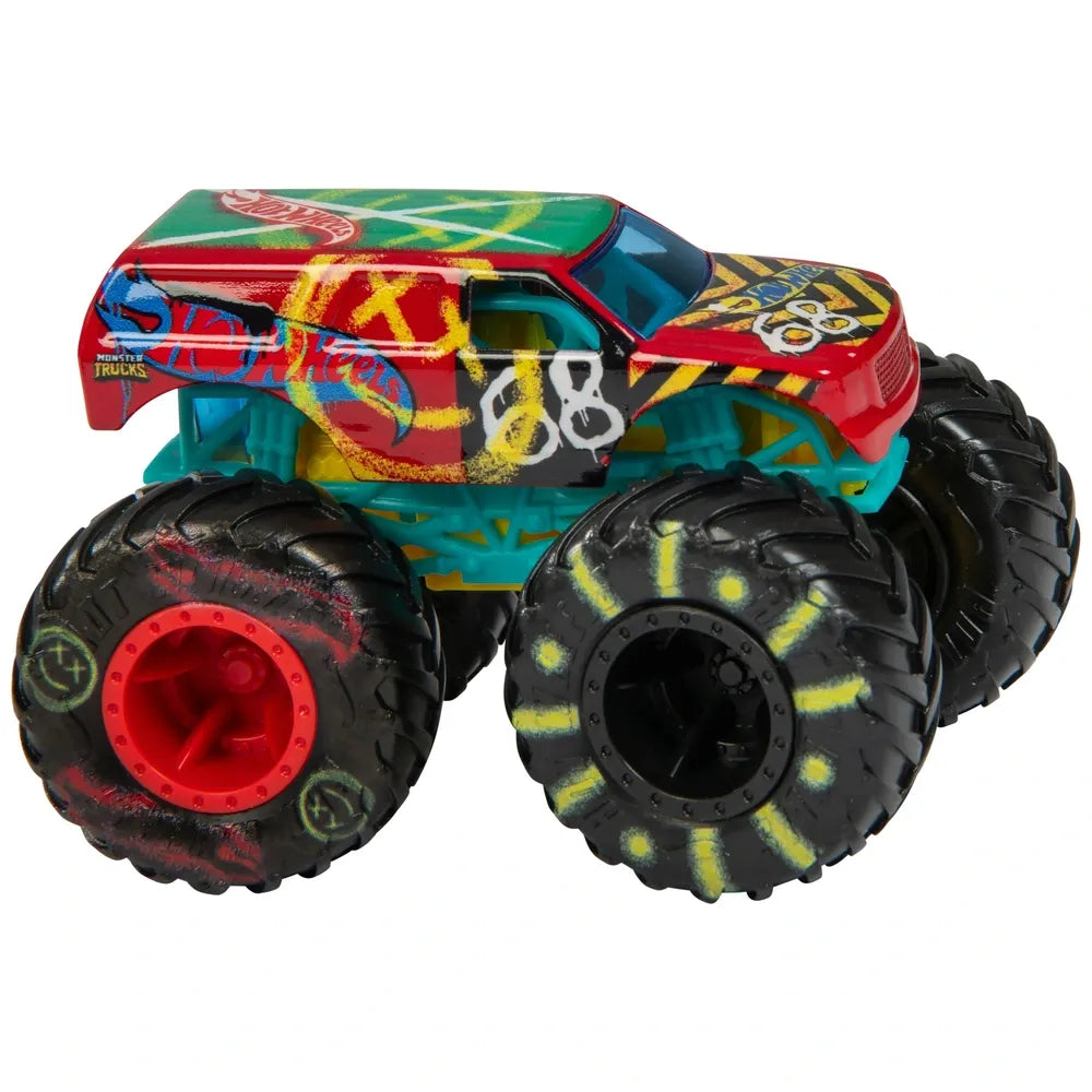 Hot Wheels Monster Trucks Loop Playset with 8 Exciting Die-Cast Cars