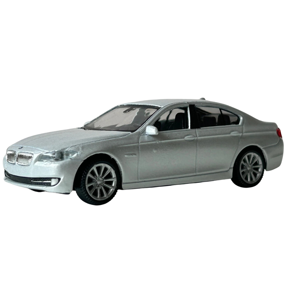 Welly Bmw 535i Silver Diecast Luxury German Car Model Toy 1:43 Scale Collectible Vehicle