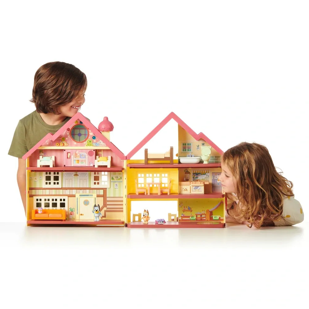 Bluey Ultimate Lights & Sounds Playhouse – Interactive Kids Playset