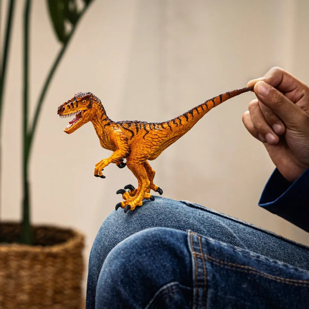 Schleich Dinosaurs 15045 Velociraptor – Realistic Dinosaur Figure