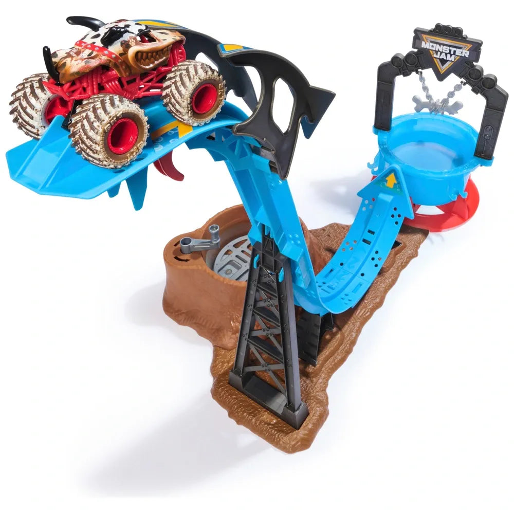 Monster Jam Mud Blasters Monster Truck Playset with Dunk Tank Action