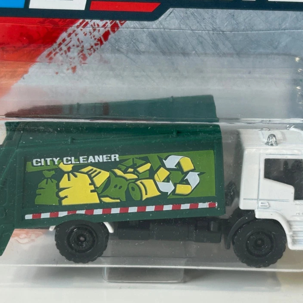 Majorette Iveco Eurocargo Garbage Lorry Truck Diecast Model Toy Green Collectible Vehicle