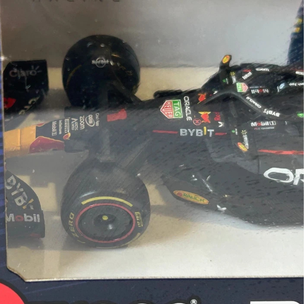 Bburago Red Bull Rb19 Max Verstappen No. 1 F1 Diecast Model Car 1:43 Scale Formula Racing Toy