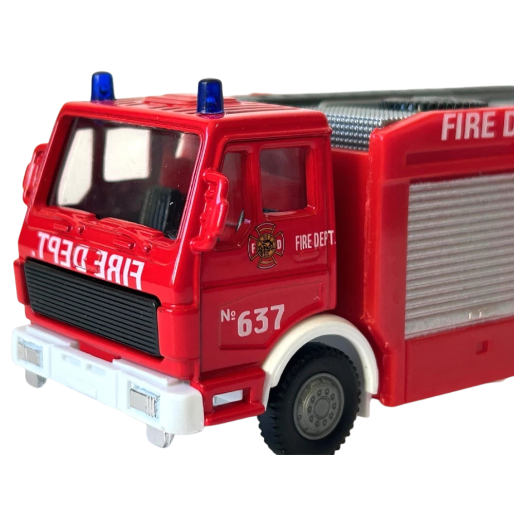 Welly Fire Brigade Dept. 637 Urban Fire Truck 1:43–1:60 Scale Diecast Model Toy