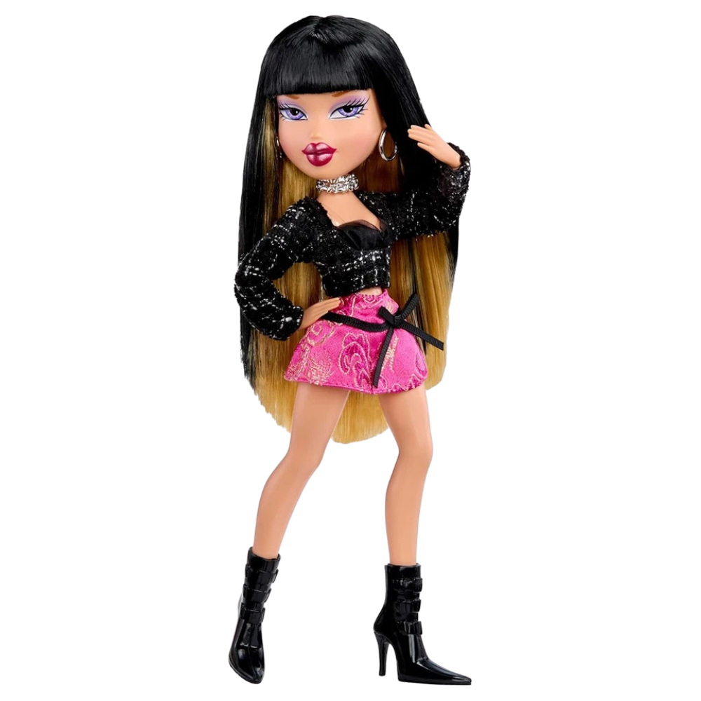 Bratz What'z in My Closet Dana Fashion Doll Playset 40+ Fashion Looks Outfits & Accessories Age 6+