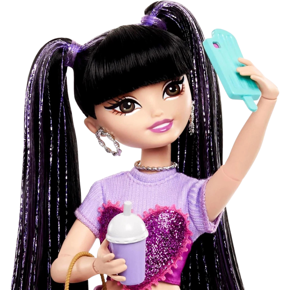 Barbie Dream Besties Renee Doll 11 Vlogging Food Accessories Posable Fashion Doll 4+