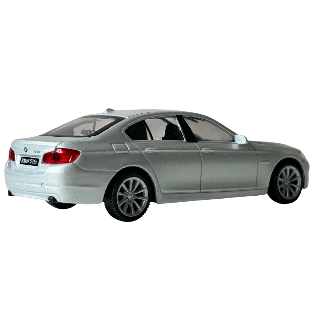 Welly Bmw 535i Silver Diecast Luxury German Car Model Toy 1:43 Scale Collectible Vehicle