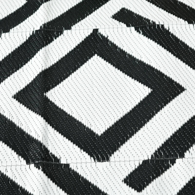 Outdoor Reversible Rug with Carry Bag & Stakes – 182x274cm Black Straw Mat