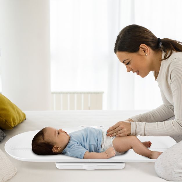 Smart Infant Scale with Detachable Tray for Precise Weight and Height Checks