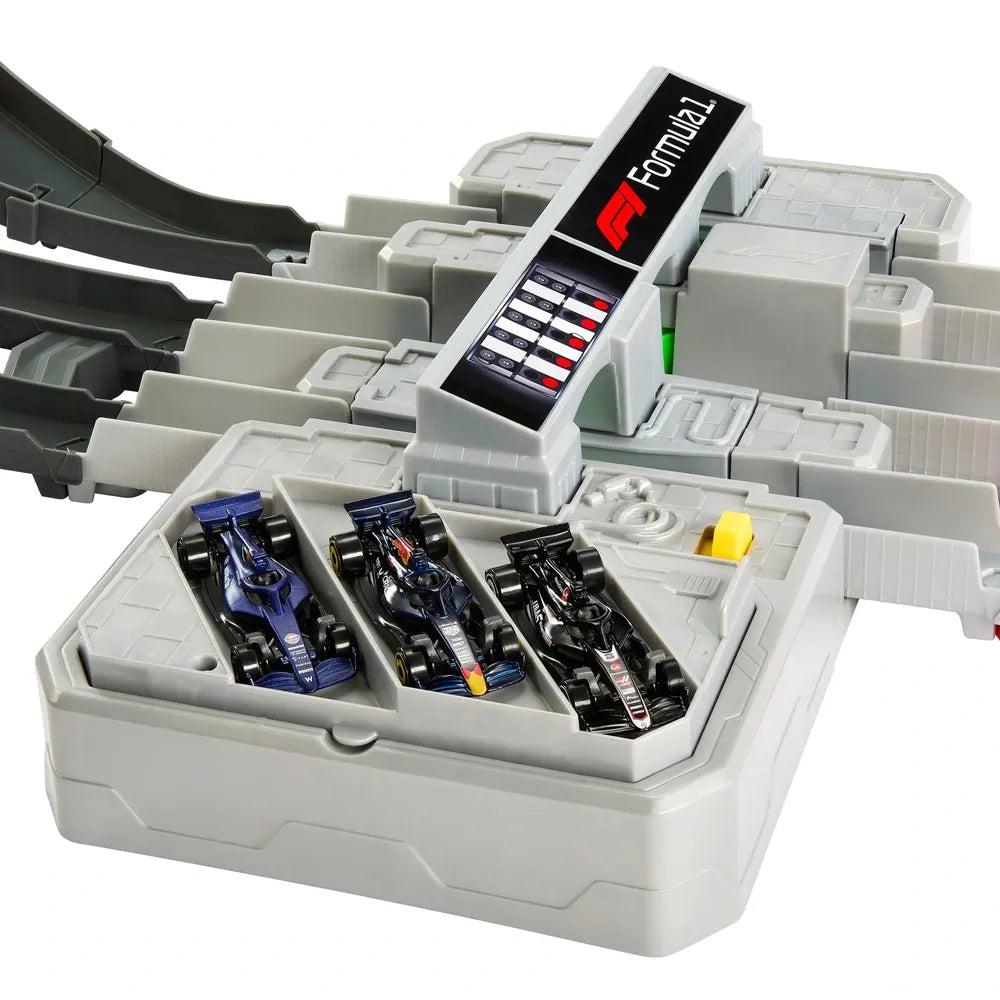 Hot Wheels Formula 1 Grand Prix Circuit Track Set with 3 Die-Cast Cars