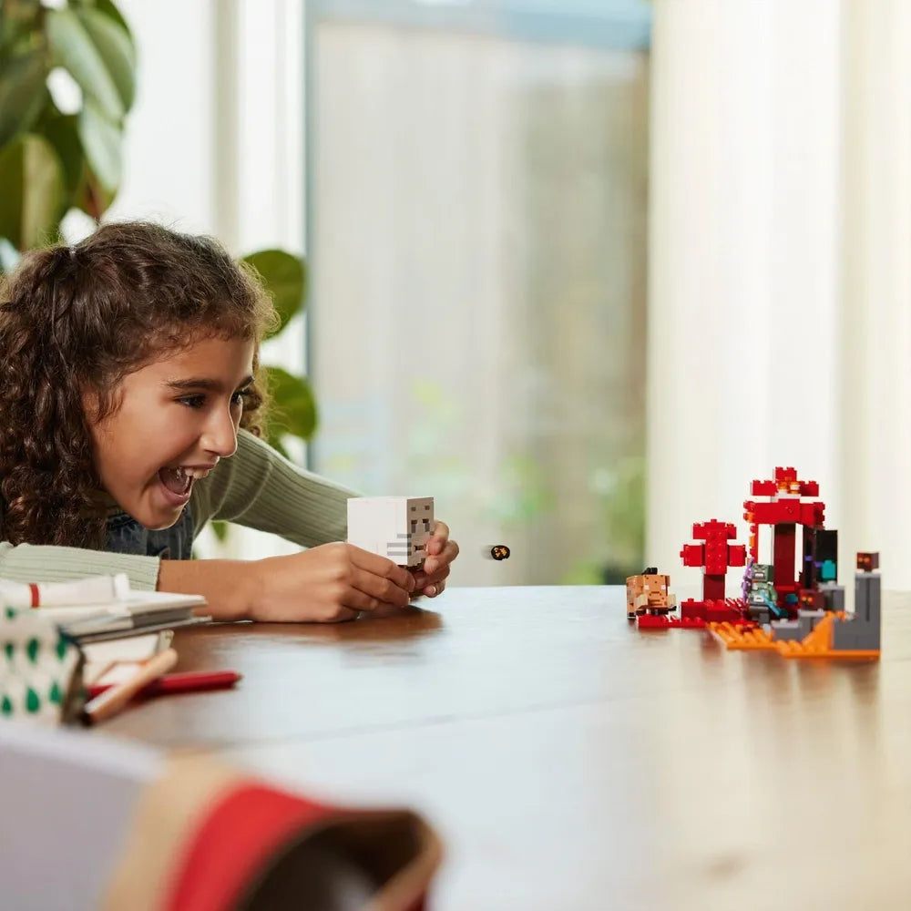 LEGO Minecraft 21255 World The Nether Portal Ambush Set