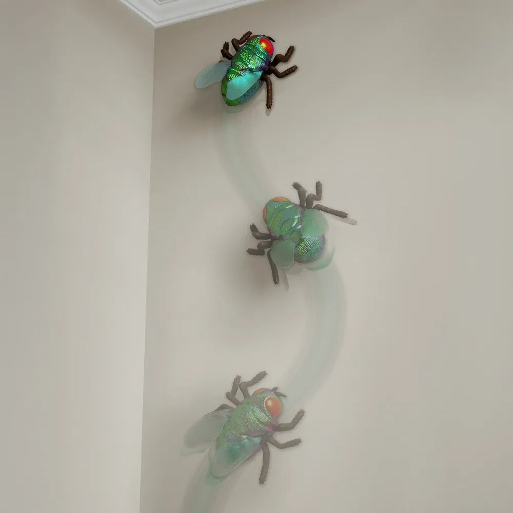 Terra Battat Remote Control Wall-Climbing Fly