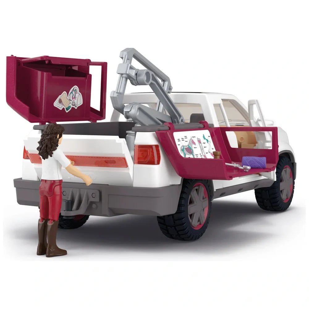 Schleich Horse Club Mobile Vet Playset with Trailer (42704)