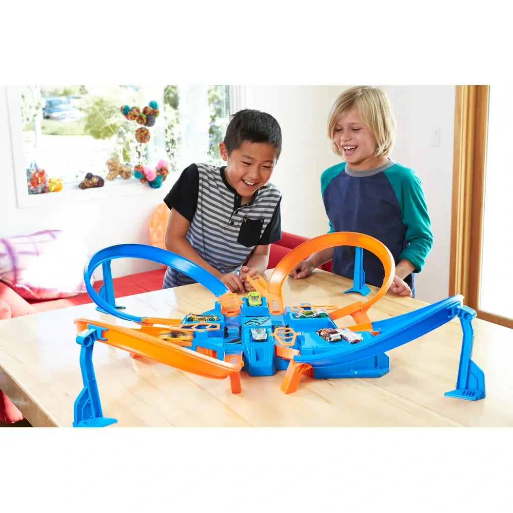 Hot Wheels Criss-Cross Crash Action Playset