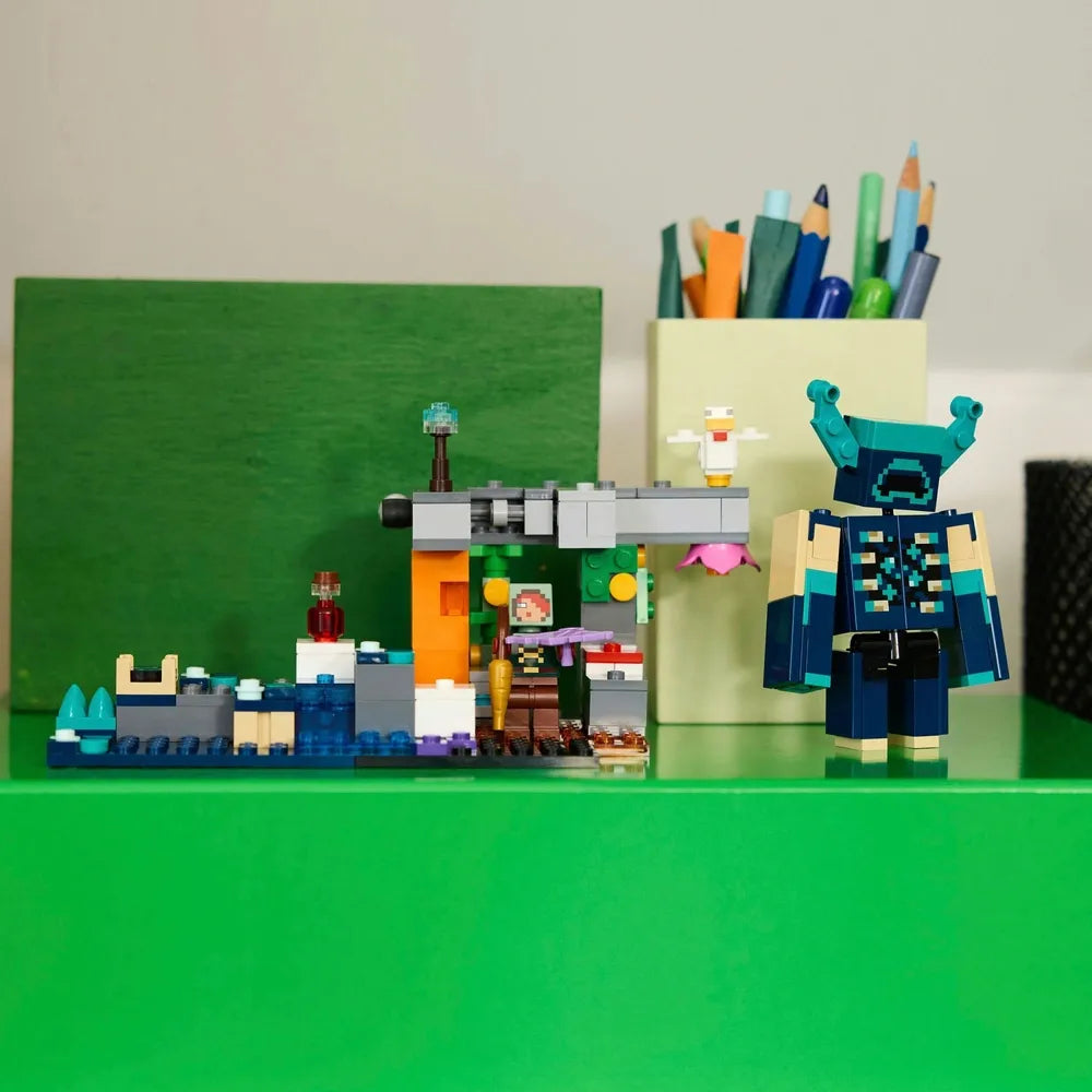 LEGO Minecraft 21274 Warden Encounter Playset