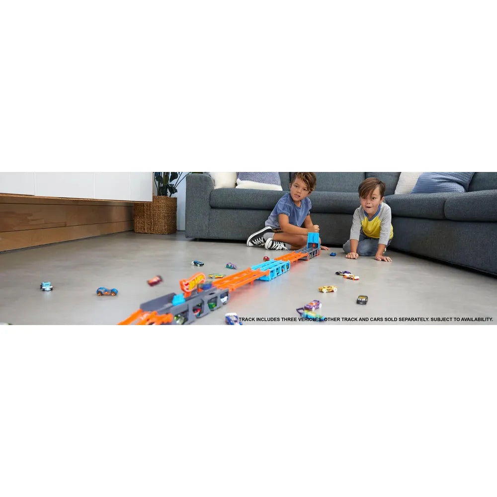 Hot Wheels City Speedway Hauler Playset