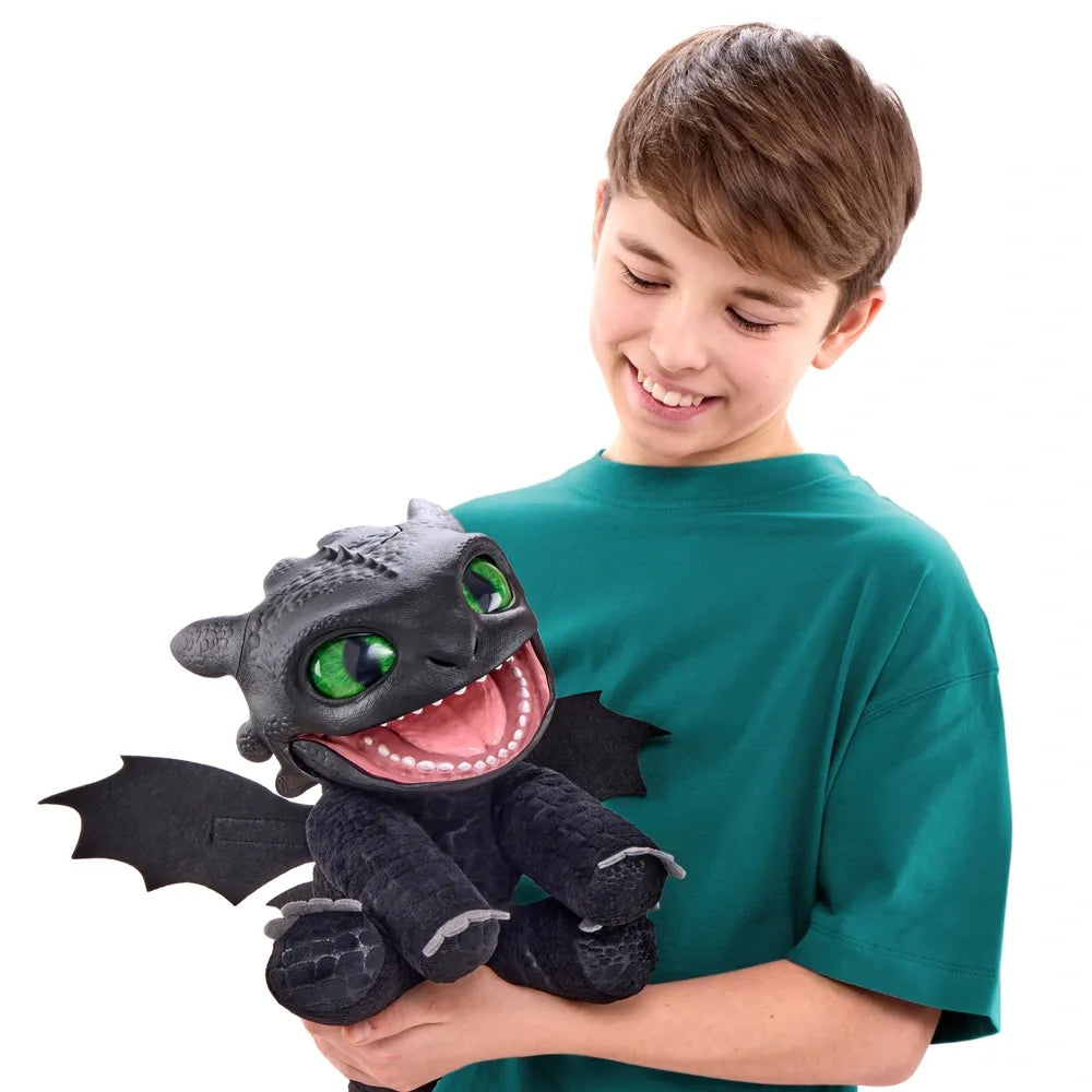 DreamWorks How to Train Your Dragon Toothless RealFX Interactive Puppet Toy