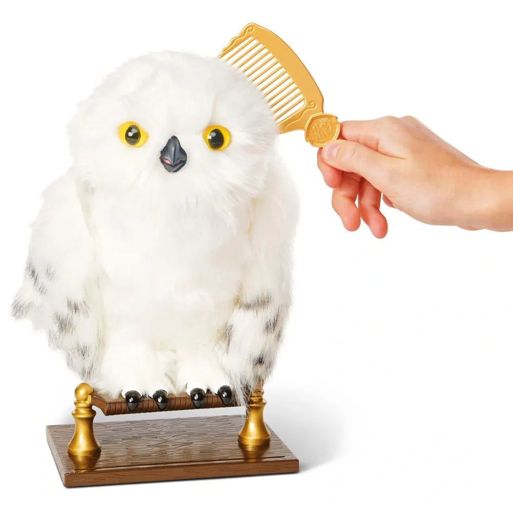 Harry Potter Wizarding World Hedwig Owl 22cm – Interactive Plush Toy