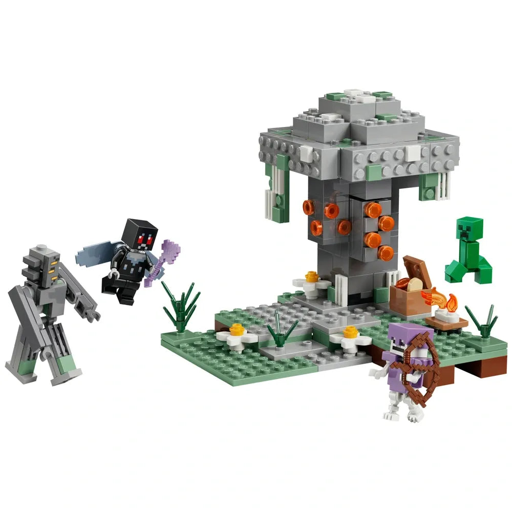 LEGO Minecraft 21586 The Pale Garden Building Set